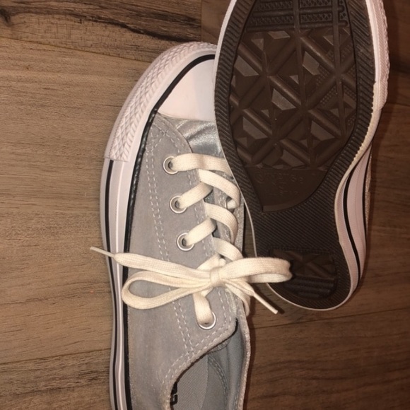 Converse - Picture 2 of 3